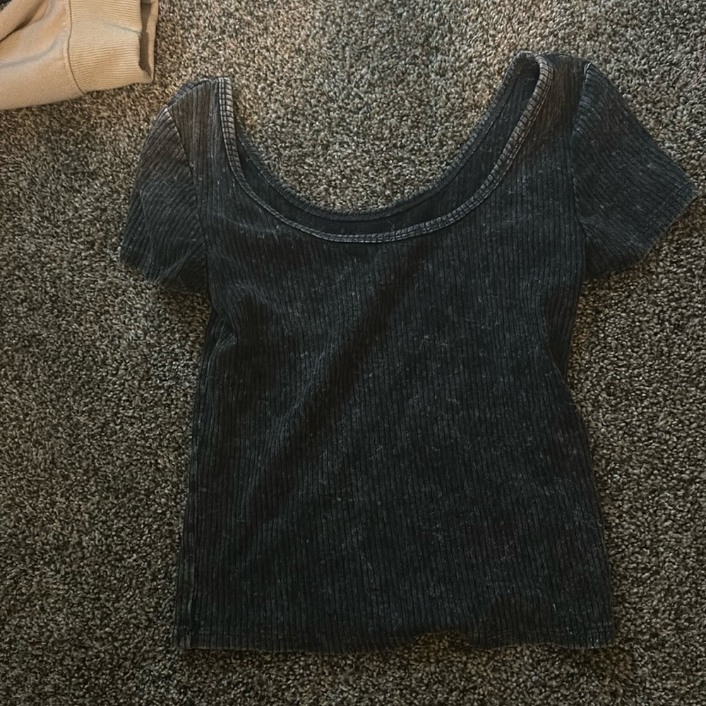 Wild fable wide shoulder top. Very cute for summer